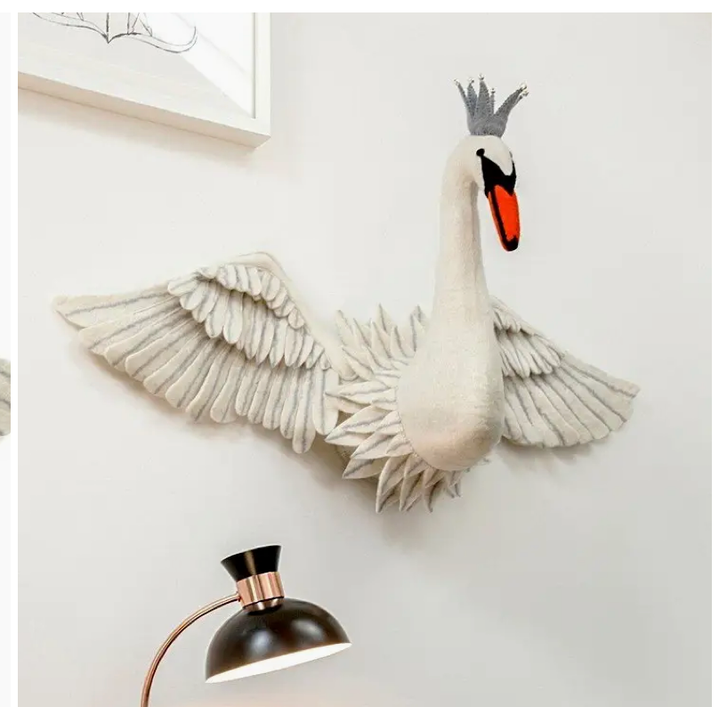 Swan Head Fully Winged