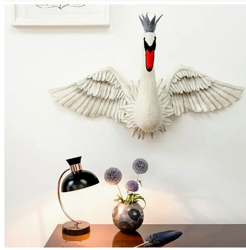 Swan Head Fully Winged