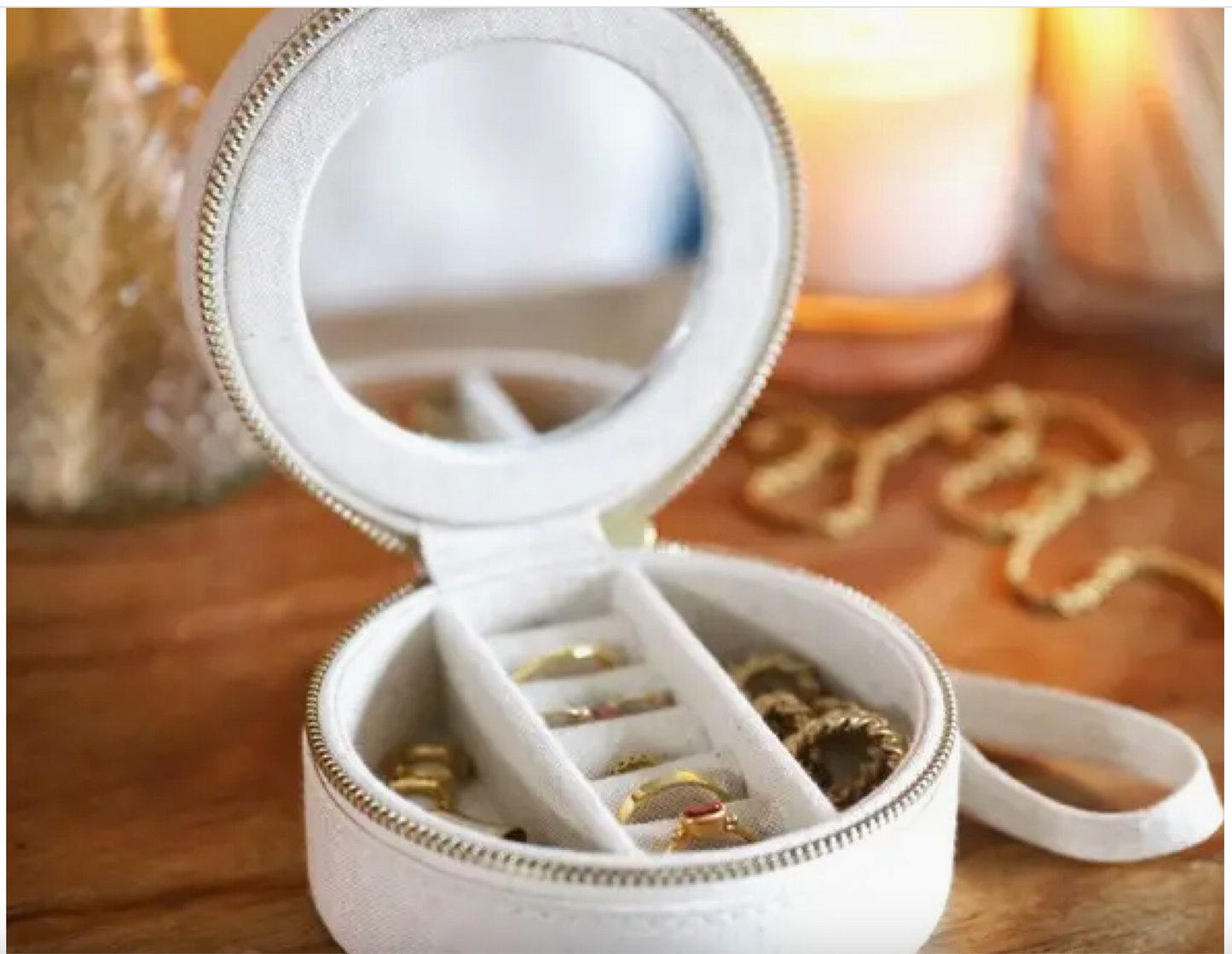 Round Natural Linen Jewellery Case