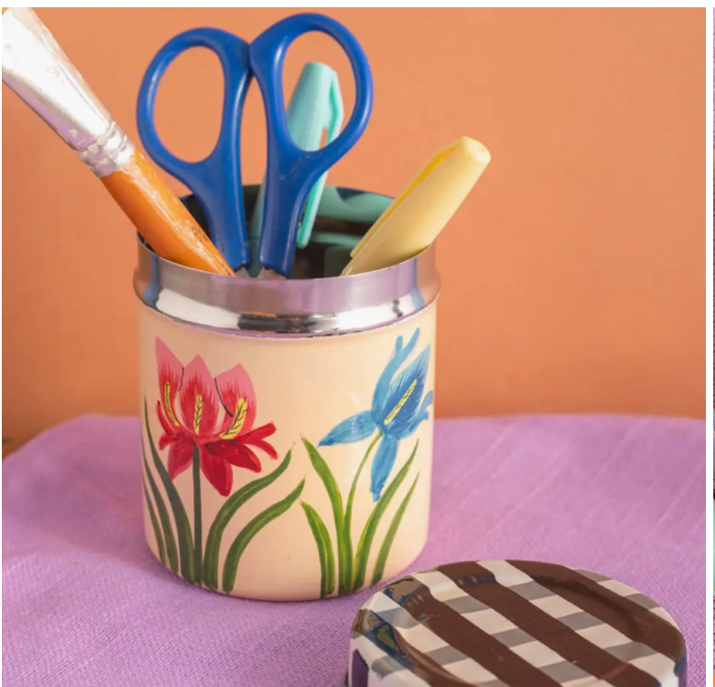 Orchids On Blush Spice Tin