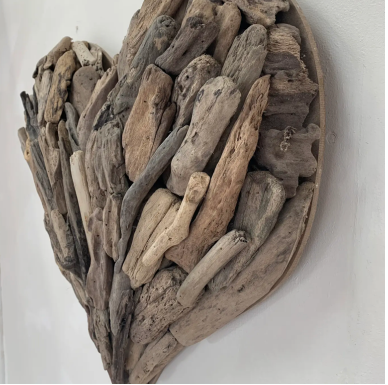 Driftwood Heart Wall Plaque / Wall Art 40cm