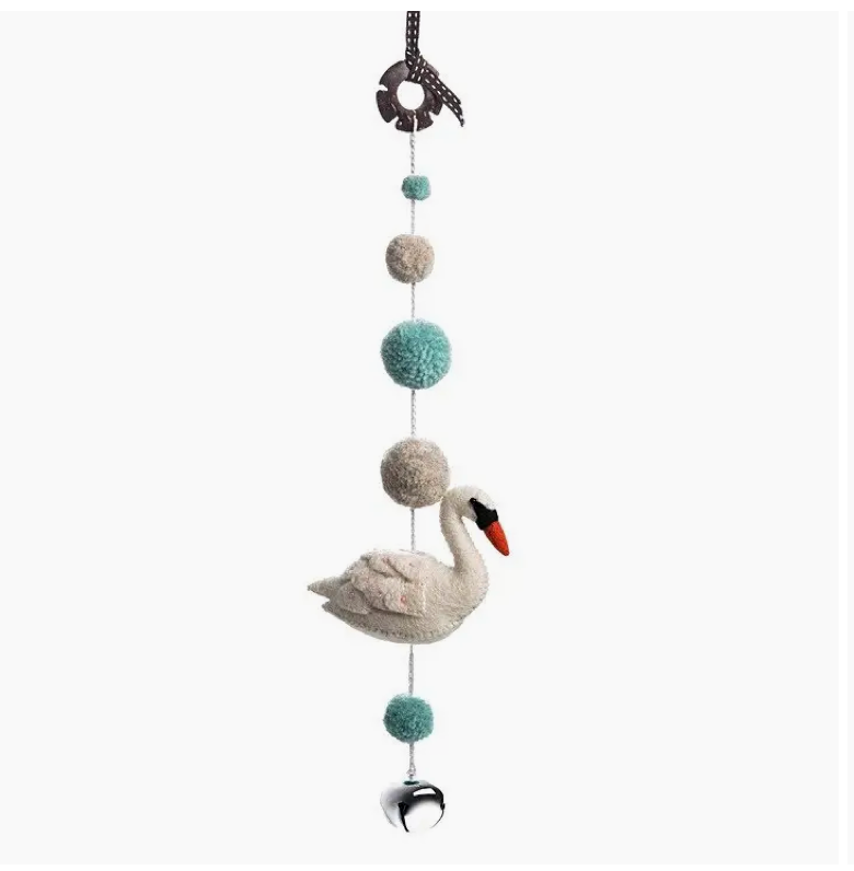 Darcy Swan Pom Pom Green Mobile