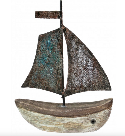 Wooden Yacht décor