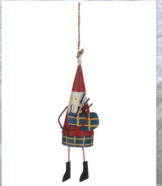 Bagpiping Santa