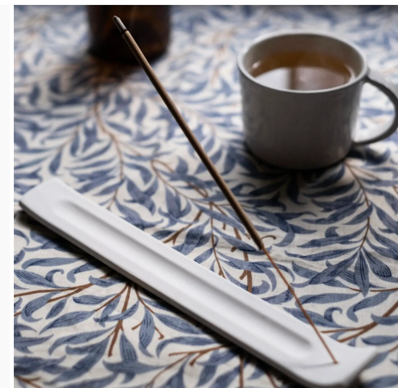 Ceramic Incense Ski white
